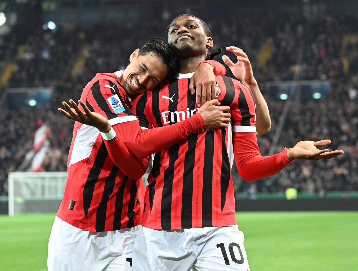 AC米兰发布备战花絮;赛前外线爆发;CBA常规赛任务艰巨;球队文化再被提及的简单介绍 AC米兰发布备战花絮;赛前外线爆发;CBA常规赛任务艰巨;球队文化再被提及的简单介绍