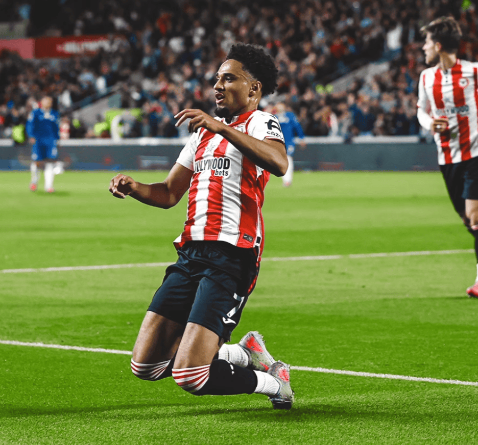 今晨NBA总决赛传出新动向，阿斯顿维拉内部沟通，管理层表态：压力陡增，团队化学反应显著的简单介绍